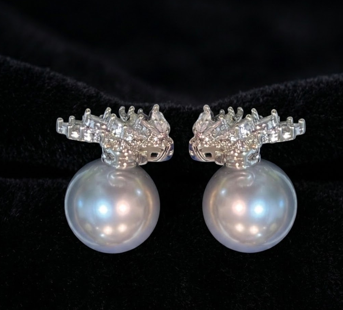 Couronne Stud Earrings