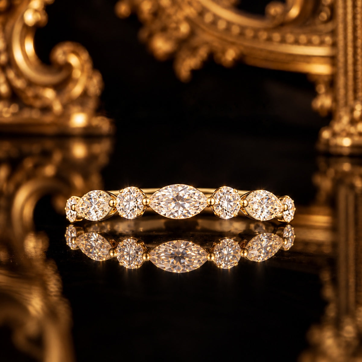 Valse Ring in 18K yellow gold, front view